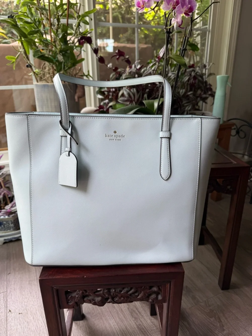 kate spade light blue leather tote with luggage tag - Picture 5 of 5